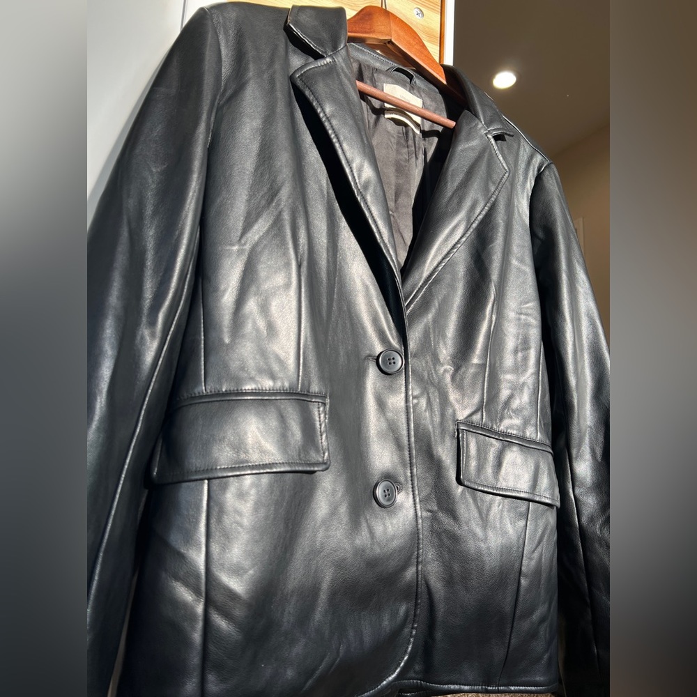 Leather Jacket/Blazer